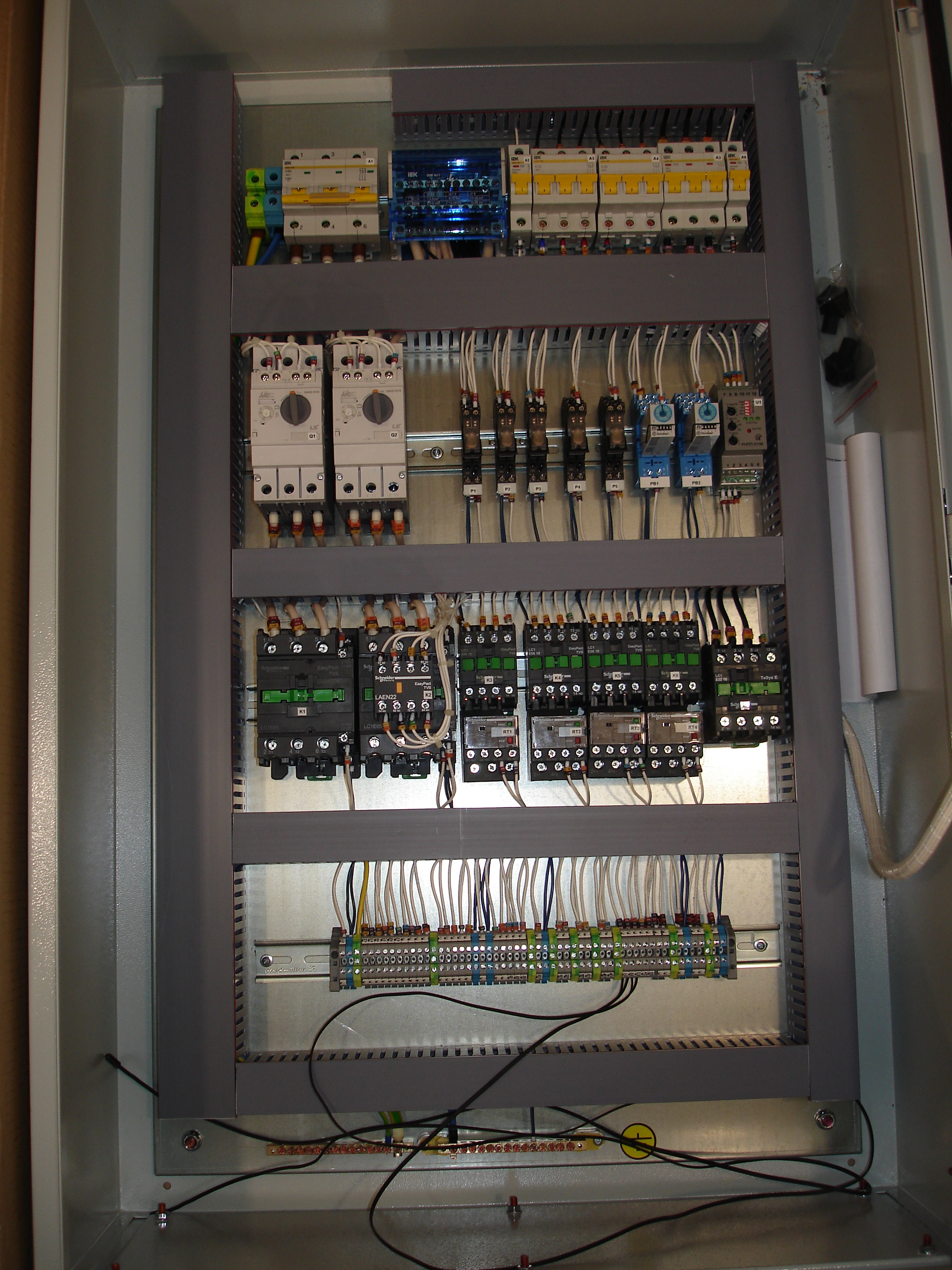 Шкаф управления холодильным агрегатом
